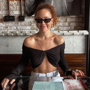 Become One twist crop top Lon sleeved ribbed black cotton size small